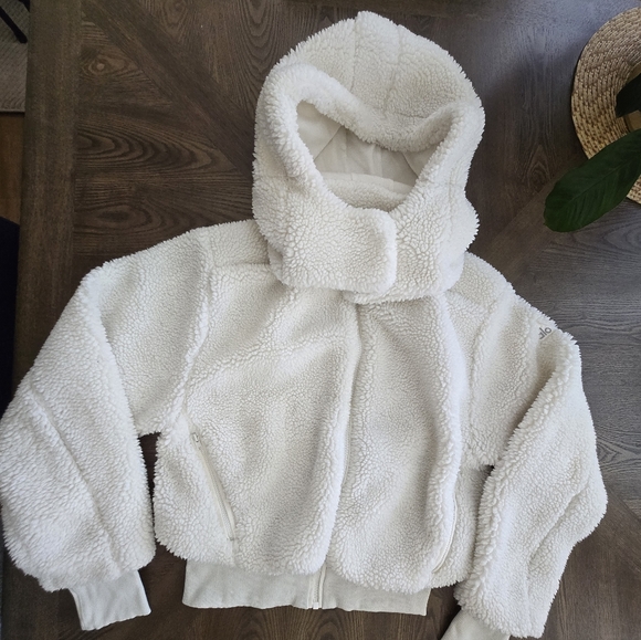 Alo Yoga Foxy Sherpa Jacket Coat in Ivory sz XS - Picture 8 of 9
